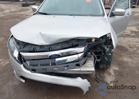 2010 Ford Fusion Sel z USA, uszkodzony, nr VIN 3FAHP0JAXAR334212